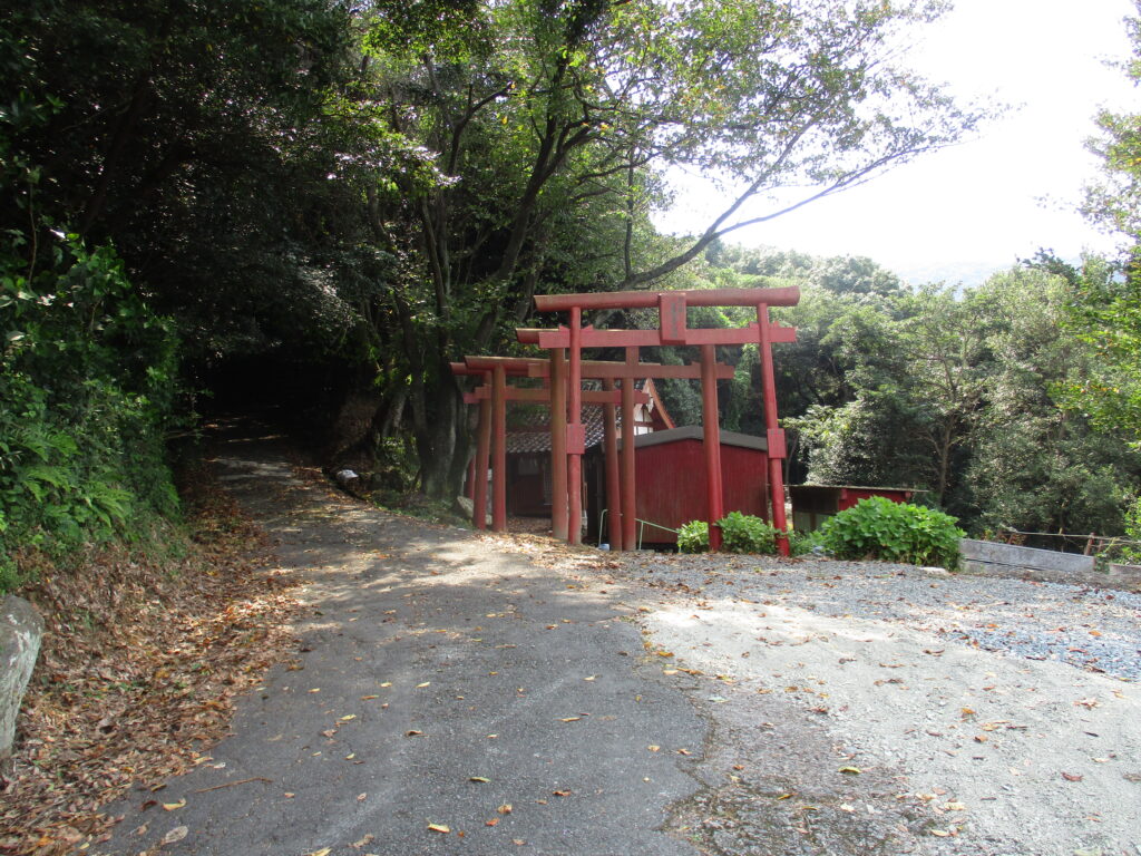 三岩稲荷神社