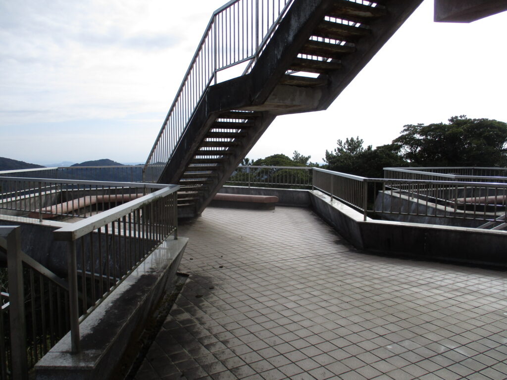 桜山総合公園の展望台２階