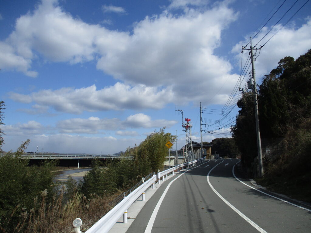 最初に厚東川を渡った橋