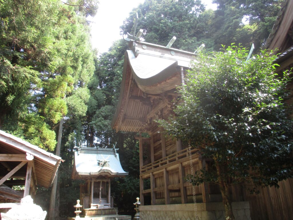 高峰神社様本殿