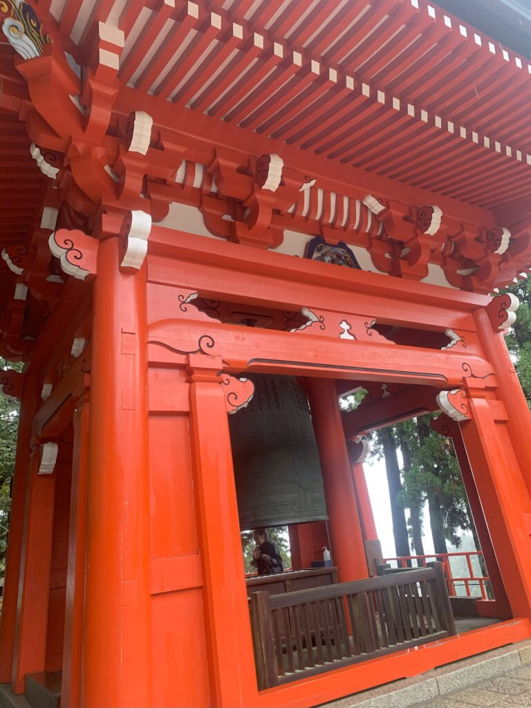 ゴーン…こちら雪の比叡山延暦寺です