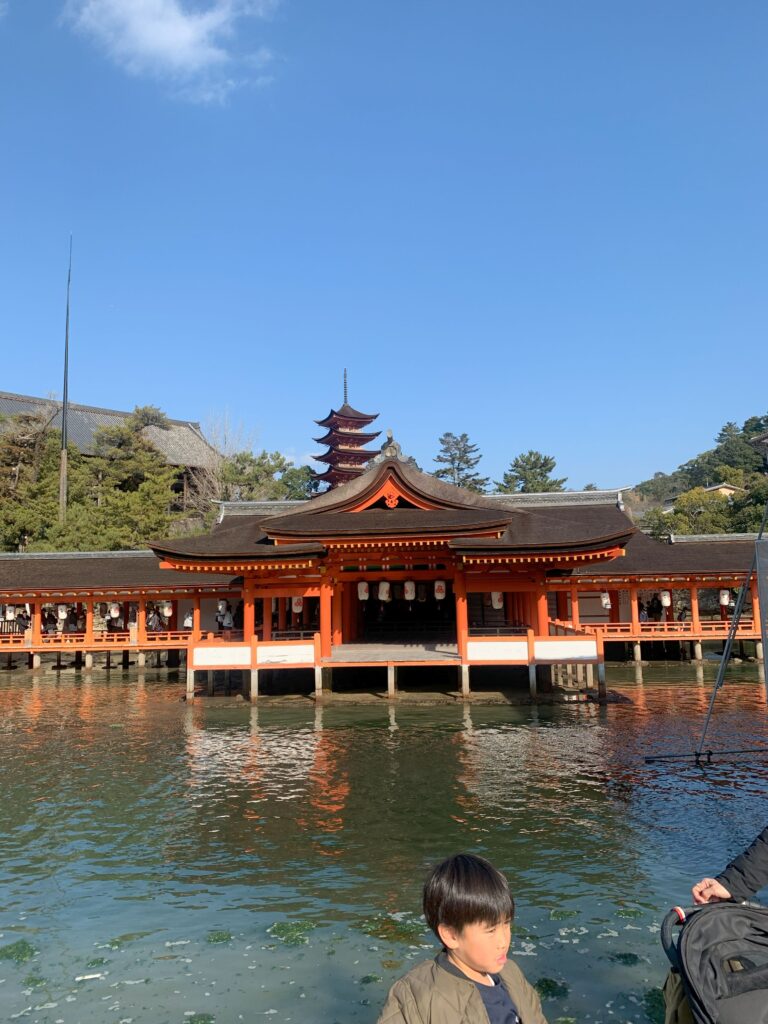 厳島神社