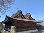 一童社から見る吉備津神社本殿